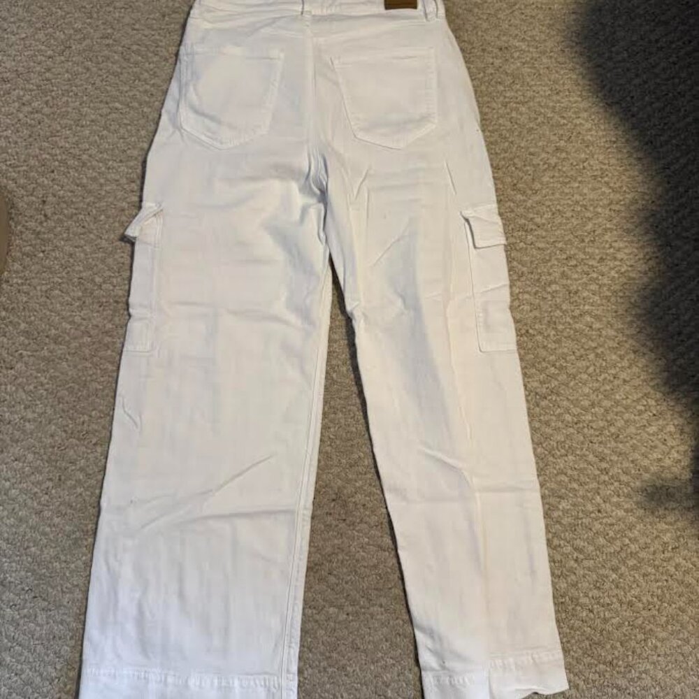 American Eagle Super High-Rise Baggy Wide Leg Jeans - Picture 2 of 7